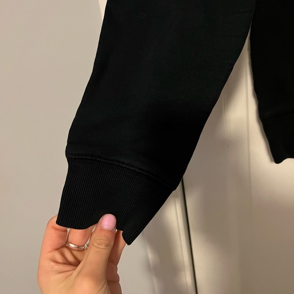 ARITZIA / TNA PULL OVER HOODIE - Picture 2 of 4